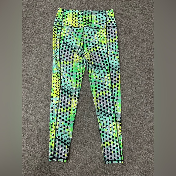 Victoria Secret Total Knockout Leggings - Picture 3 of 3